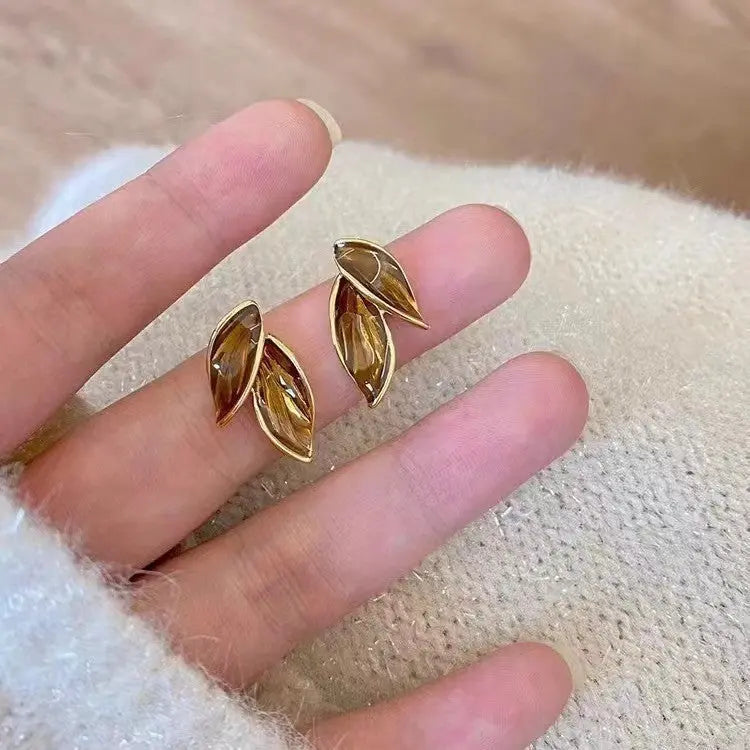 Simple Fashion Style Leaf-shaped Earring Female Personality