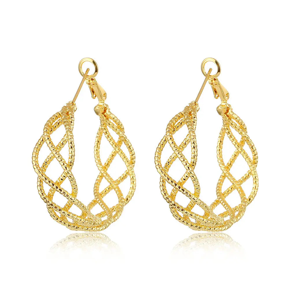 Exaggerated And Personalized Hollow Chain Stud Earrings Simple - Glam WOW